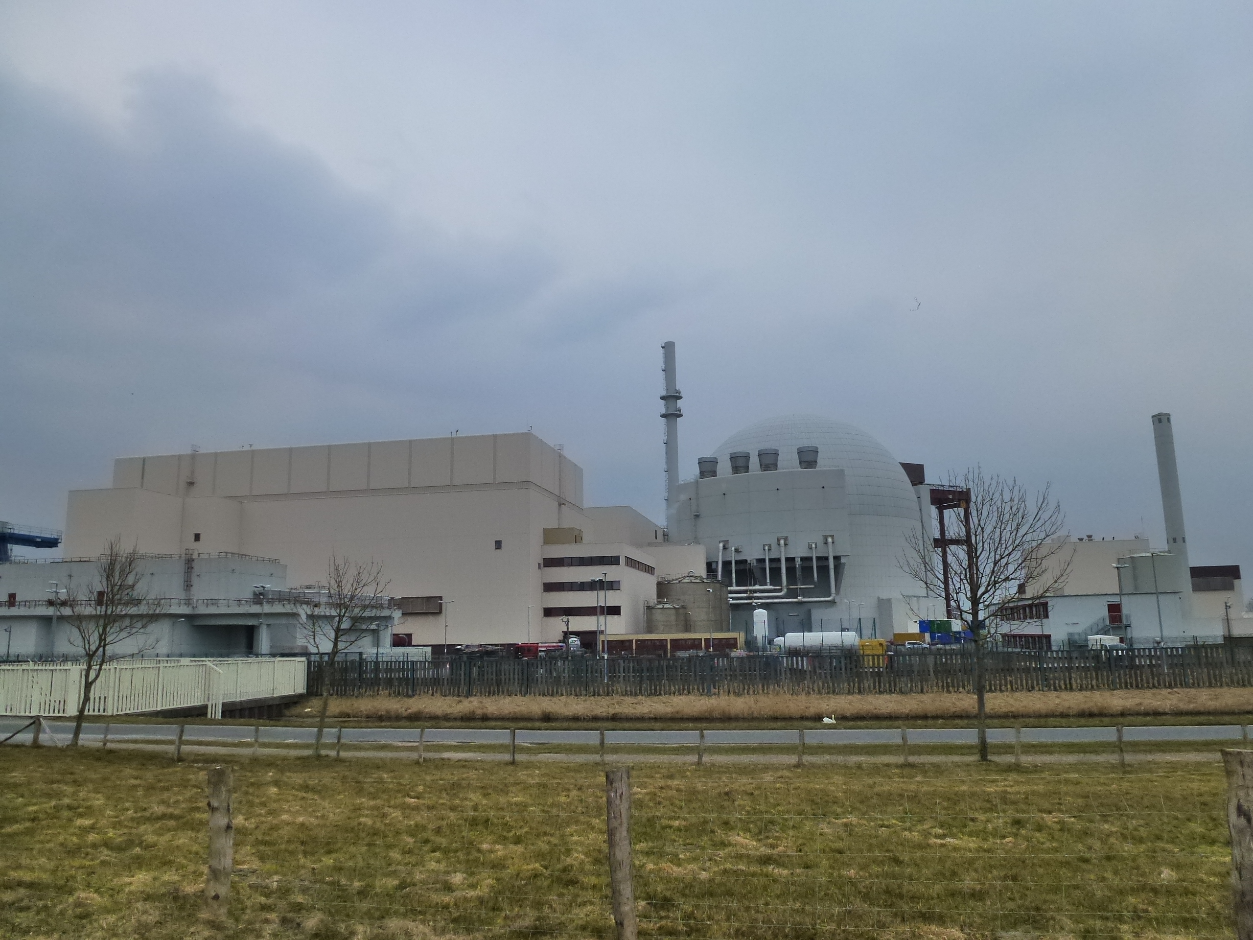 AKW Brokdorf vor der Abschaltung: Noch mal durchstarten – Leistungserhöhung und neuer Atommüll