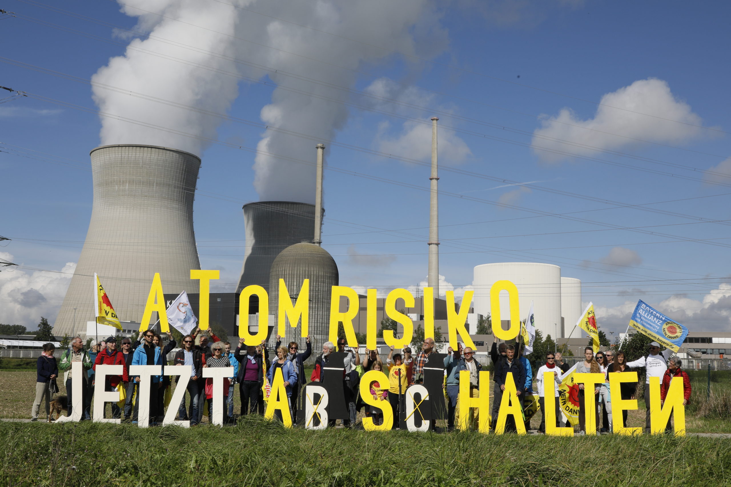 Update – Hochradioaktiv: Atommüll vor Gericht – Zwischenlagerung in Gundremmingen und strahlende Risiken