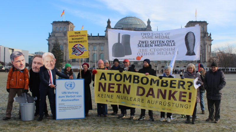 Nukleare Aufrüstung: Neue deutsche Atomwaffen-Bomber für neue Atomwaffen